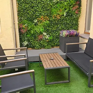 Maison Climatisee ,2 Chambres, Parking Compris Hébergement de vacances